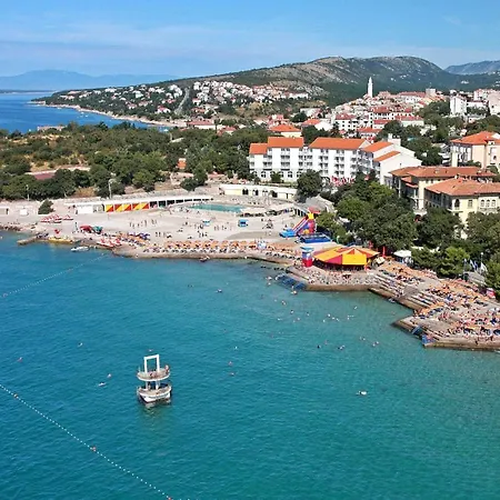 With A Parking Space - 5482 *